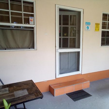 Cosy Corner Apartment St. George's ภายนอก รูปภาพ