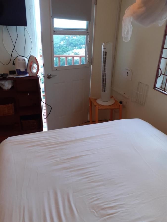 Cosy Corner Apartment St. George's ภายนอก รูปภาพ