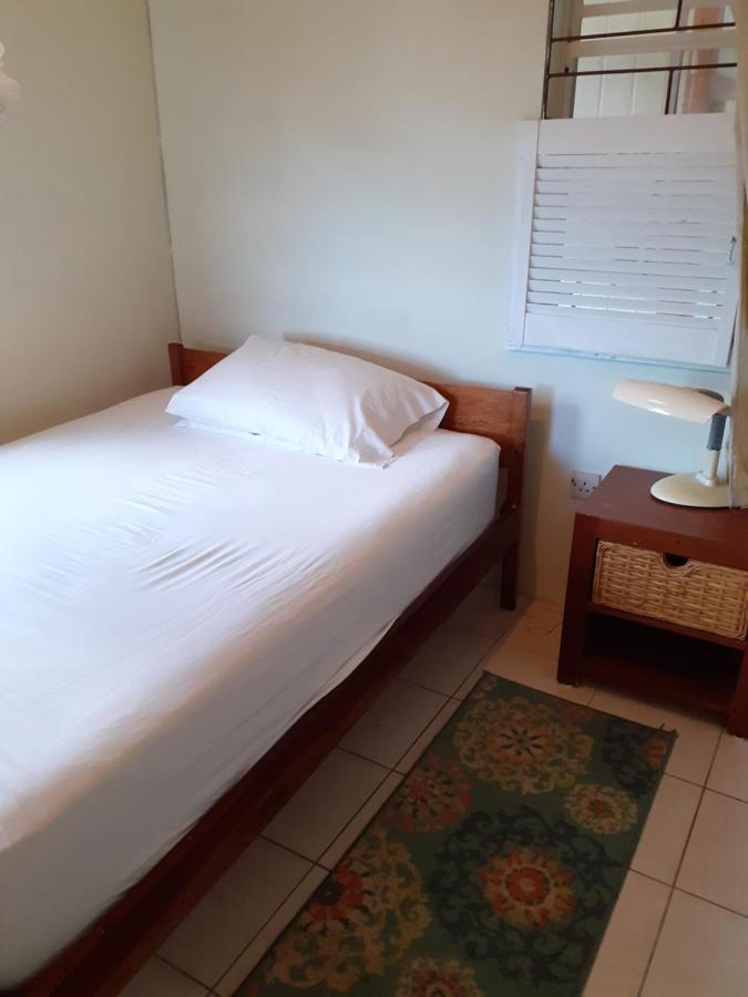 Cosy Corner Apartment St. George's ภายนอก รูปภาพ